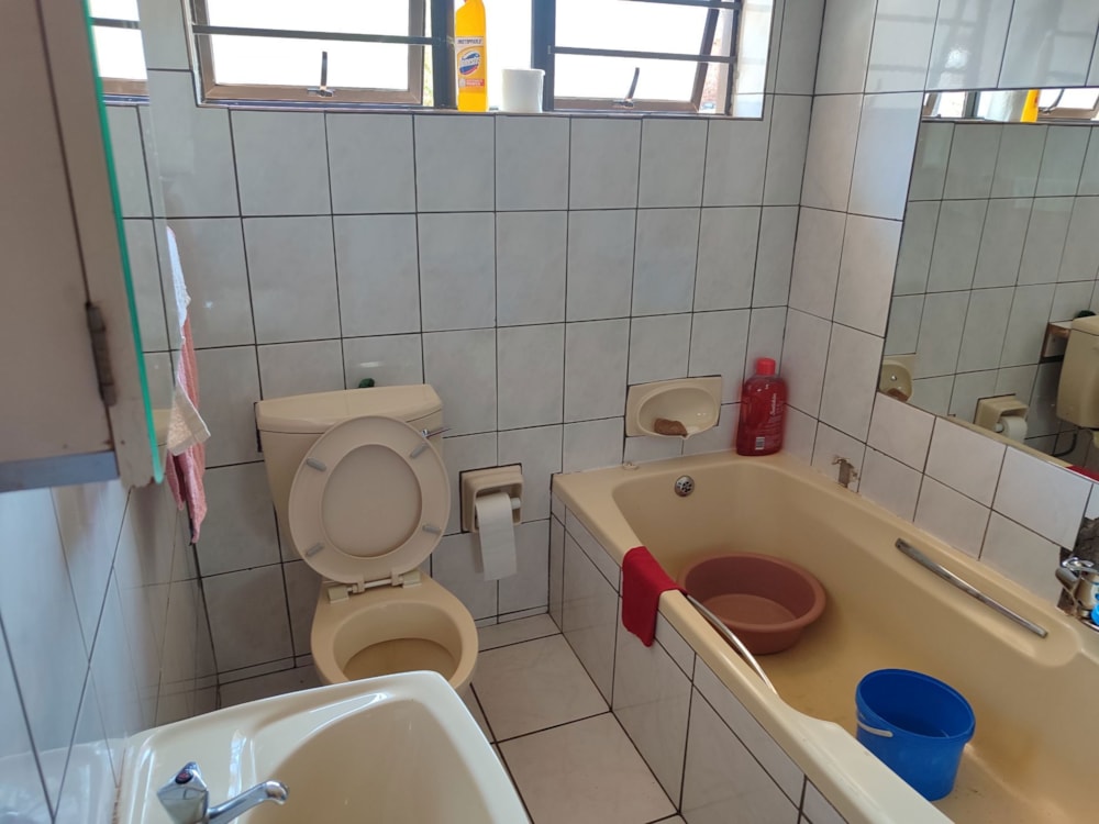 House for sale in Hartswater, Northern Cape - 1RN1692789 House for sale in Hartswater, Northern Cape - 1RN1692789