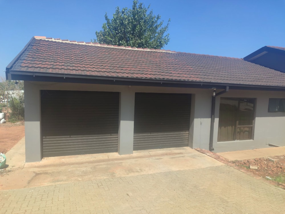 House for sale in Hartswater, Northern Cape - 1RN1692789 House for sale in Hartswater, Northern Cape - 1RN1692789