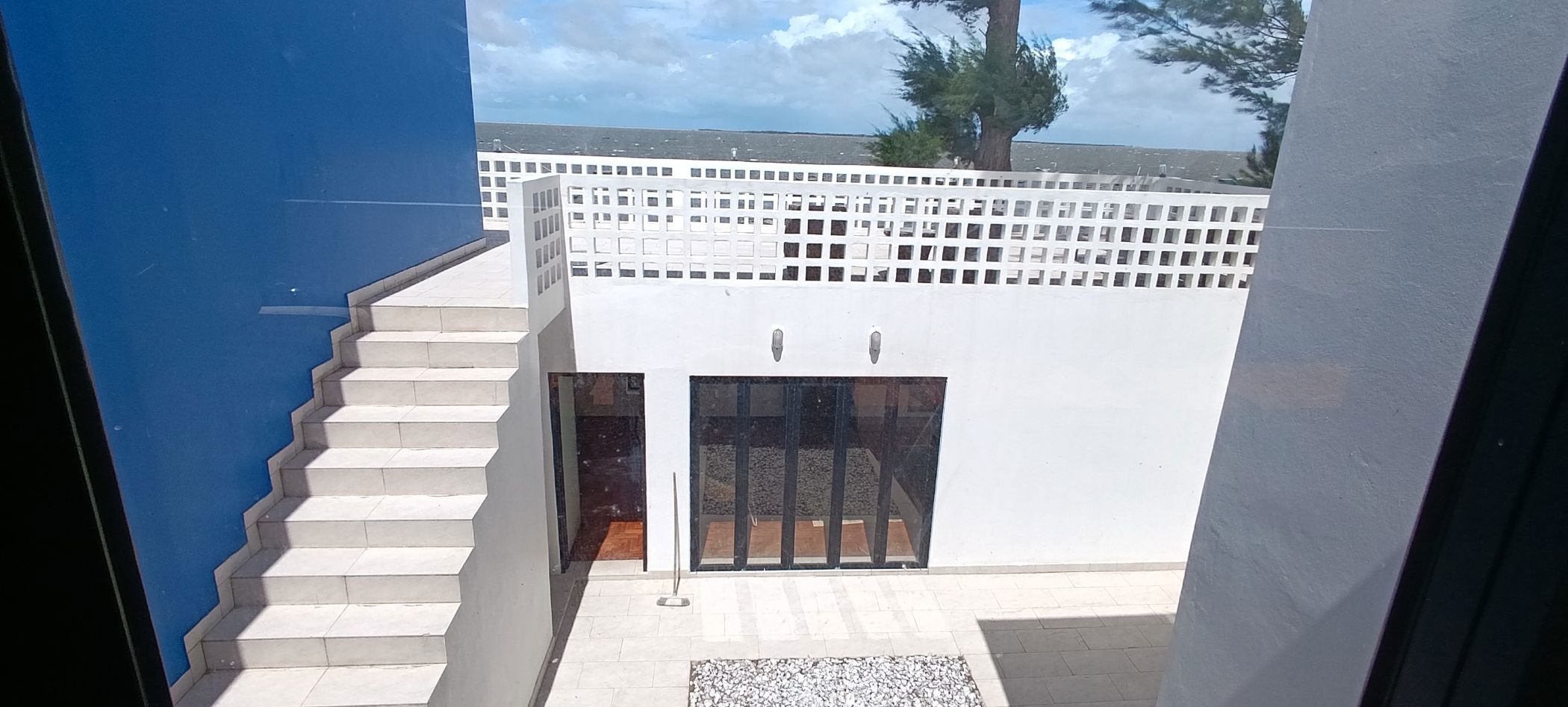 Beachfront villa to rent in Costa do Sol , Mozambique - 3MQ1694076