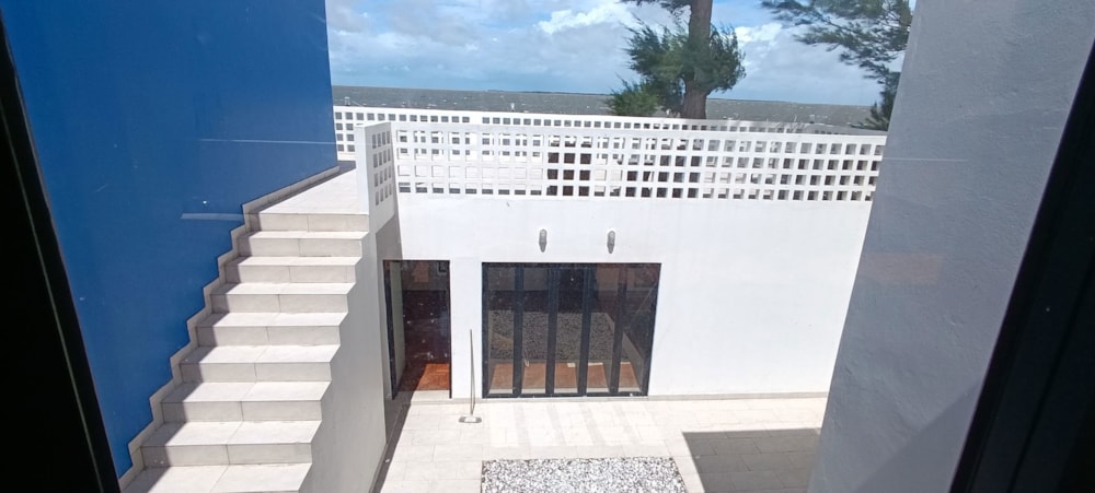 Beachfront villa to rent in Costa do Sol , Mozambique - 3MQ1694076 Beachfront villa to rent in Costa do Sol , Mozambique - 3MQ1694076