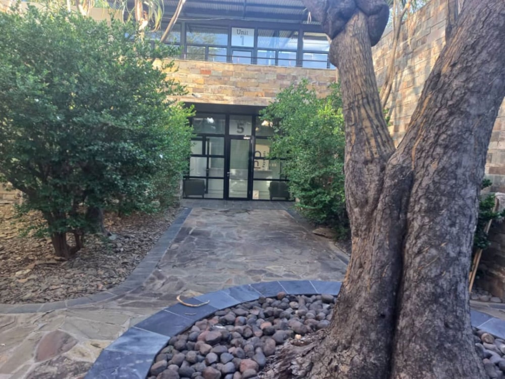 Commercial office sold in Windhoek, Namibia - 3NM1692827