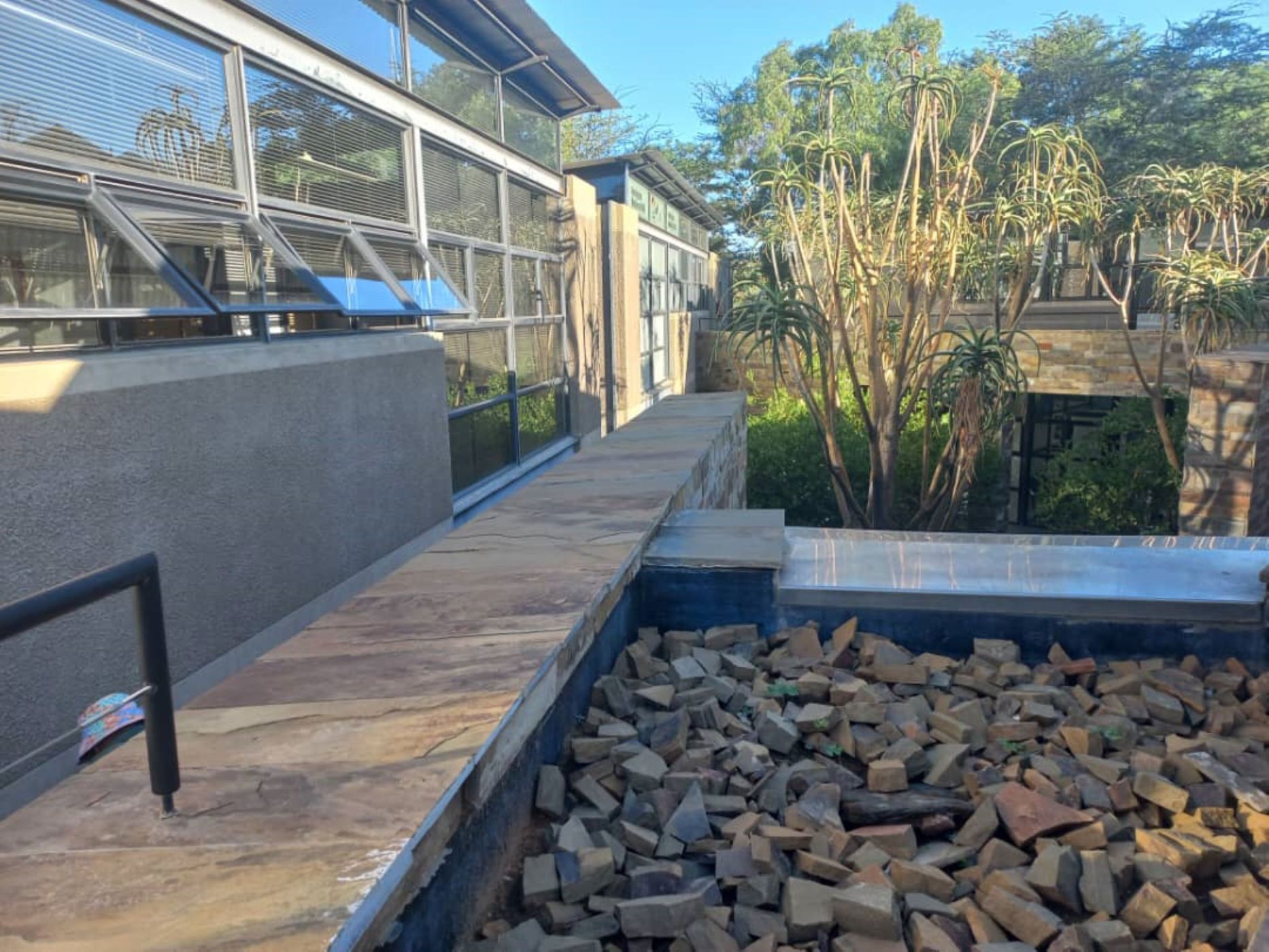 Commercial office sold in Windhoek, Namibia - 3NM1692829