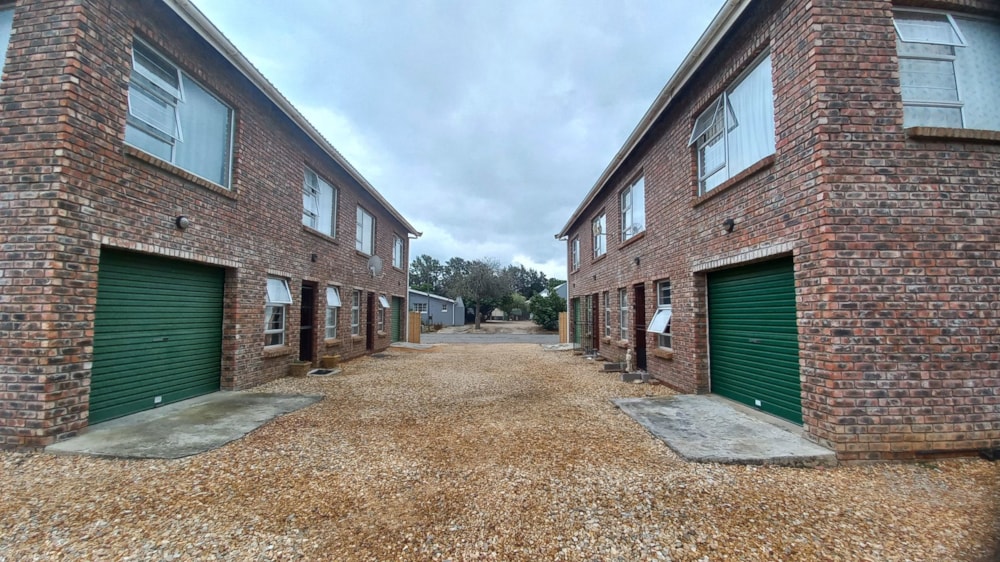 Apartment for sale in Heidelberg, Garden Route - 1SR1692953 Apartment for sale in Heidelberg, Garden Route - 1SR1692953