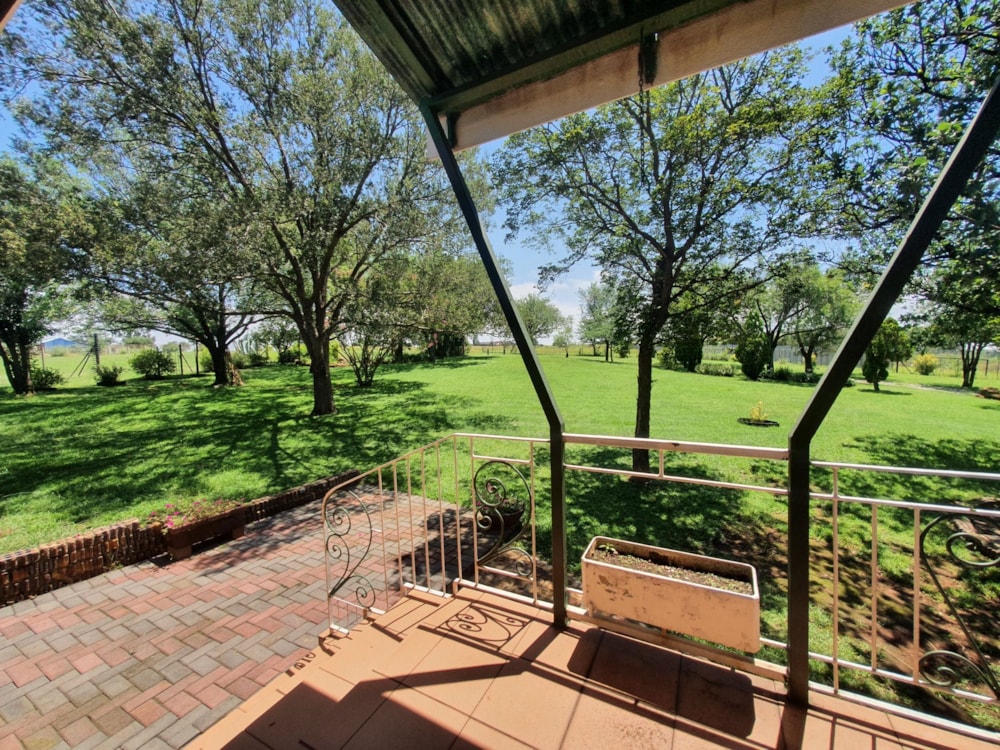 Smallholding for sale in Helderstrome - 1VT1693005