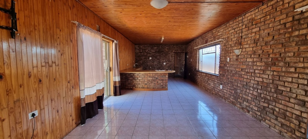 Garden apartment let in Heuwelsig, Kimberley - 1KJ1693099 Garden apartment let in Heuwelsig, Kimberley - 1KJ1693099