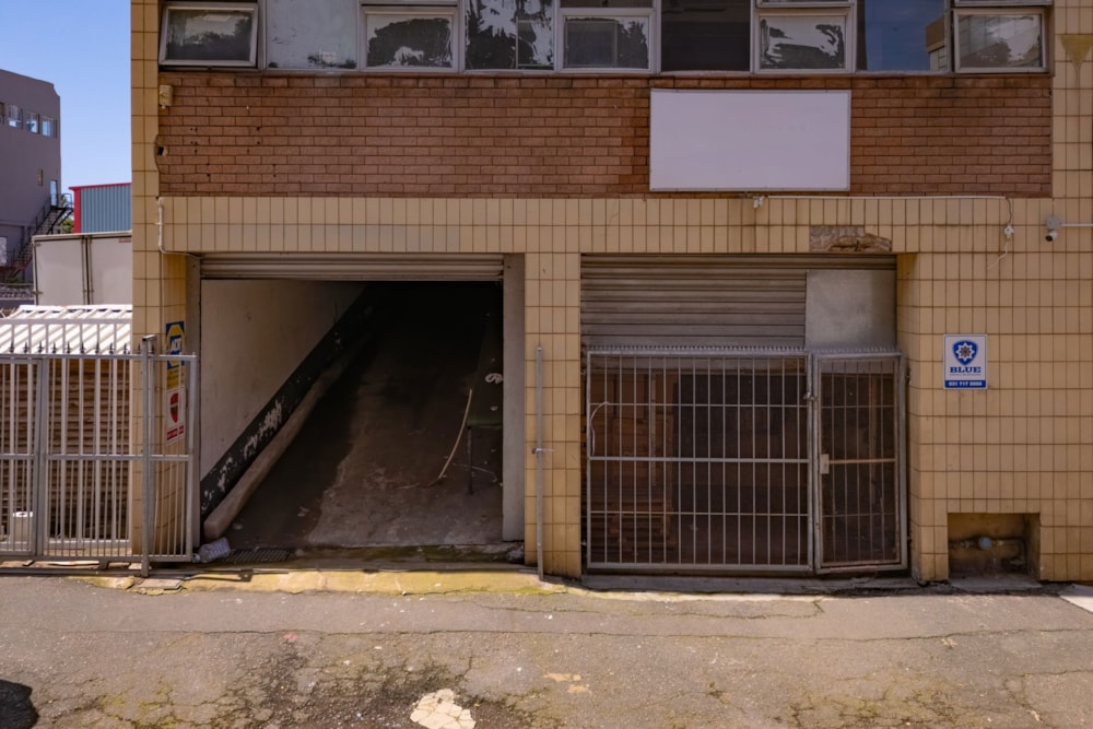 Commercial Building for sale in Morningside, Durban - 1DA1693017 Commercial Building for sale in Morningside, Durban - 1DA1693017