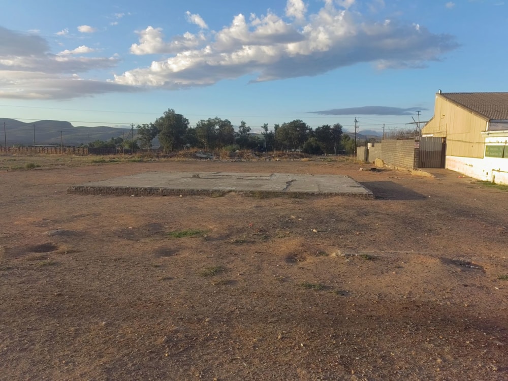 Vacant land for sale in Oudtshoorn South - 1OU1693023 Vacant land for sale in Oudtshoorn South - 1OU1693023