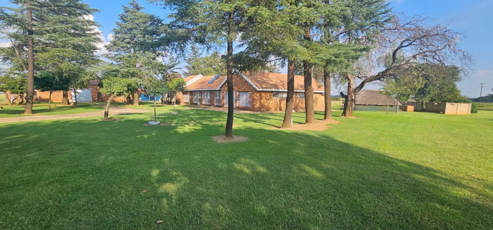 Smallholding for sale in Helenasrust - 1VT1693105