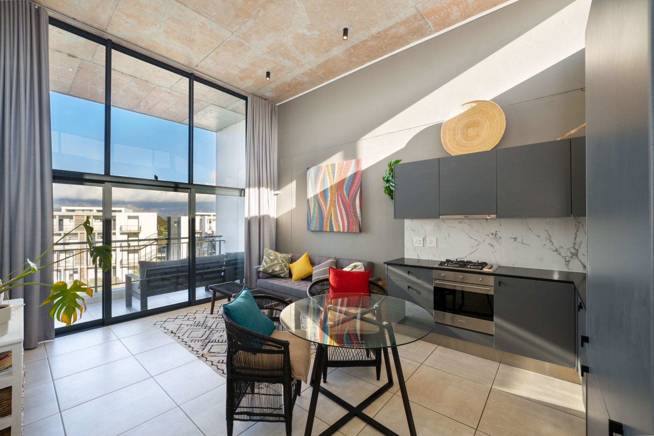 Apartment let in Paardevlei - SWL1703528