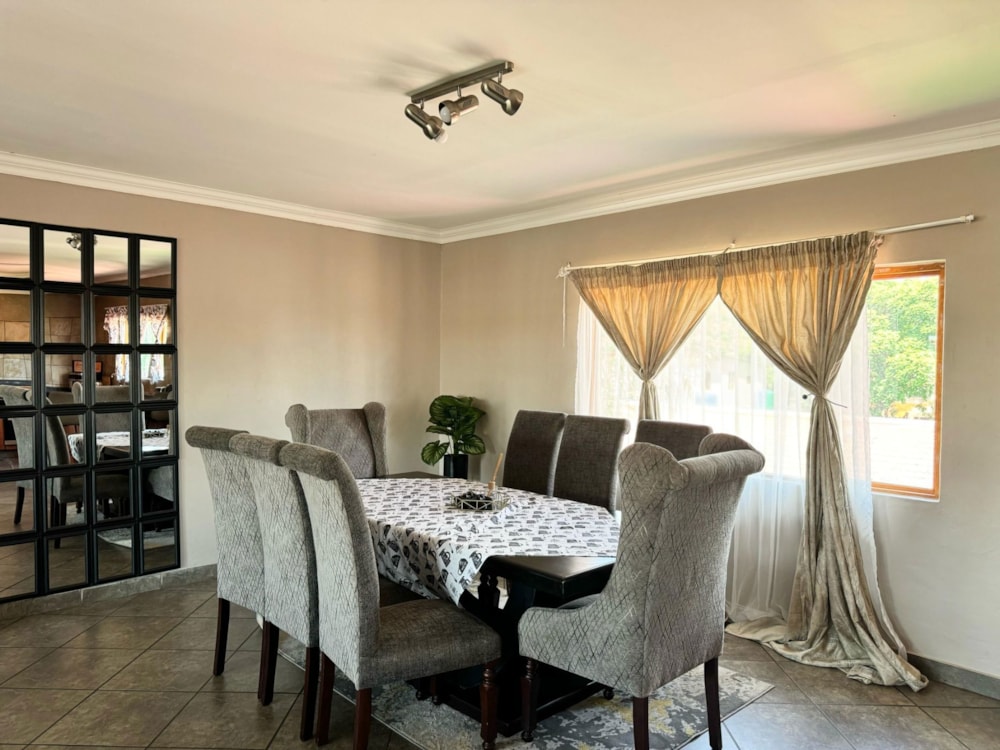 Townhouse for sale in Polokwane Central - 1PS1693182 Townhouse for sale in Polokwane Central - 1PS1693182