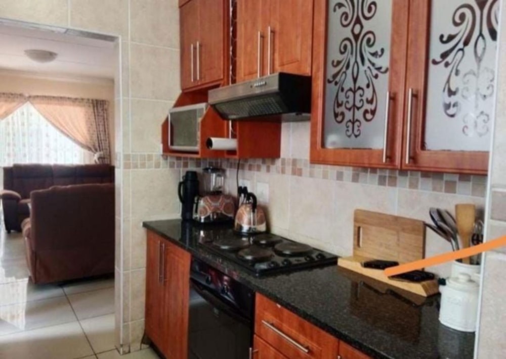 Security complex home to rent in Ben Fleur - 1WD1693149