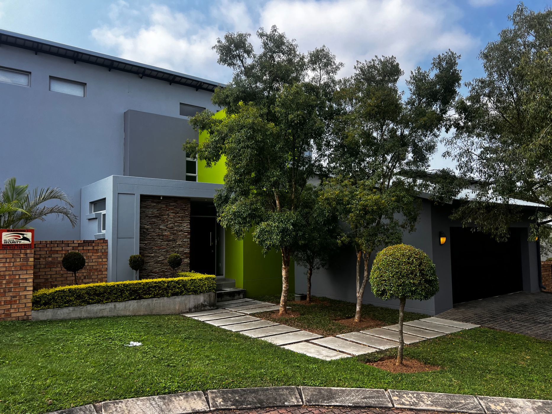 House let in West Acres - 1NS1693244