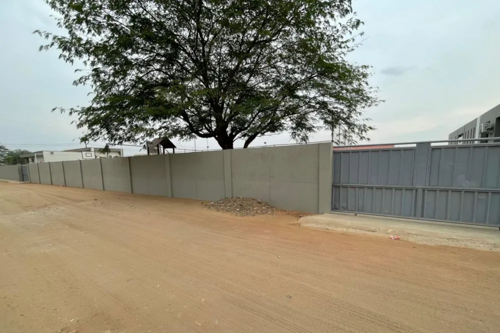 Security complex home for sale in Tete, Tete, Mozambique - 3MQ1693680 Security complex home for sale in Tete, Tete, Mozambique - 3MQ1693680