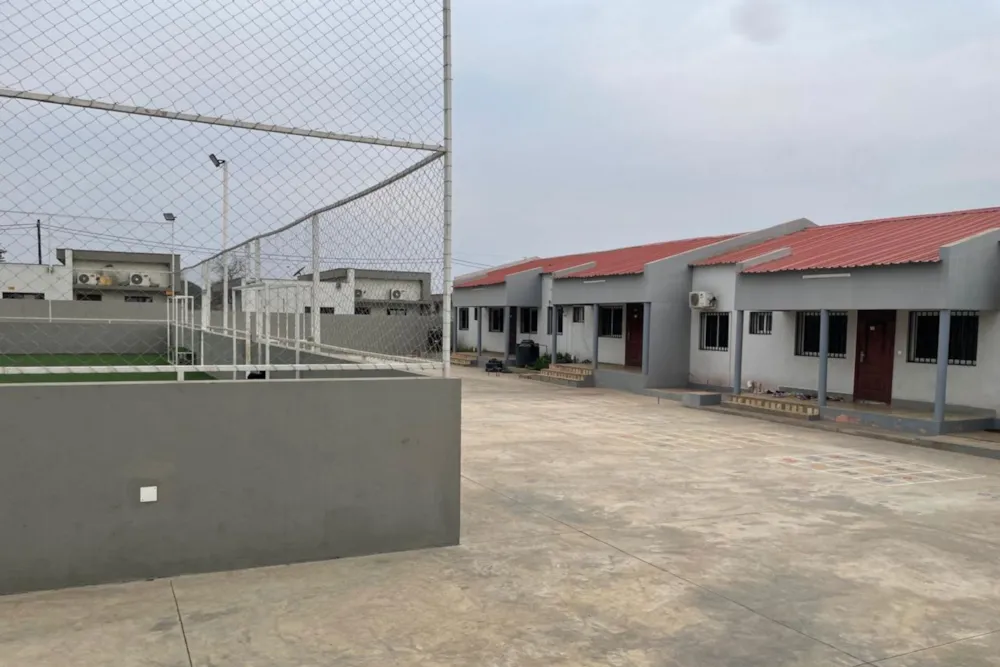Security complex home for sale in Tete, Tete, Mozambique - 3MQ1693680 Security complex home for sale in Tete, Tete, Mozambique - 3MQ1693680