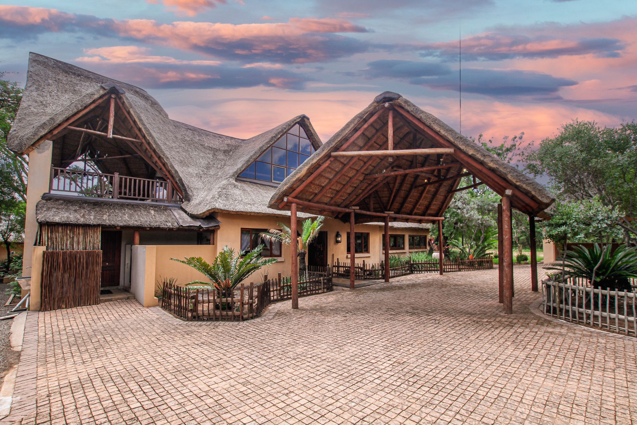 Country resort for sale in Bela Bela - 1MDM1693251