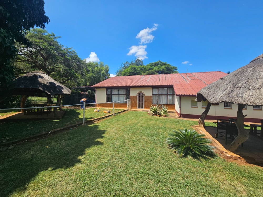 House for sale in Makhado (Louis Trichardt) - 1PS1693484 House for sale in Makhado (Louis Trichardt) - 1PS1693484