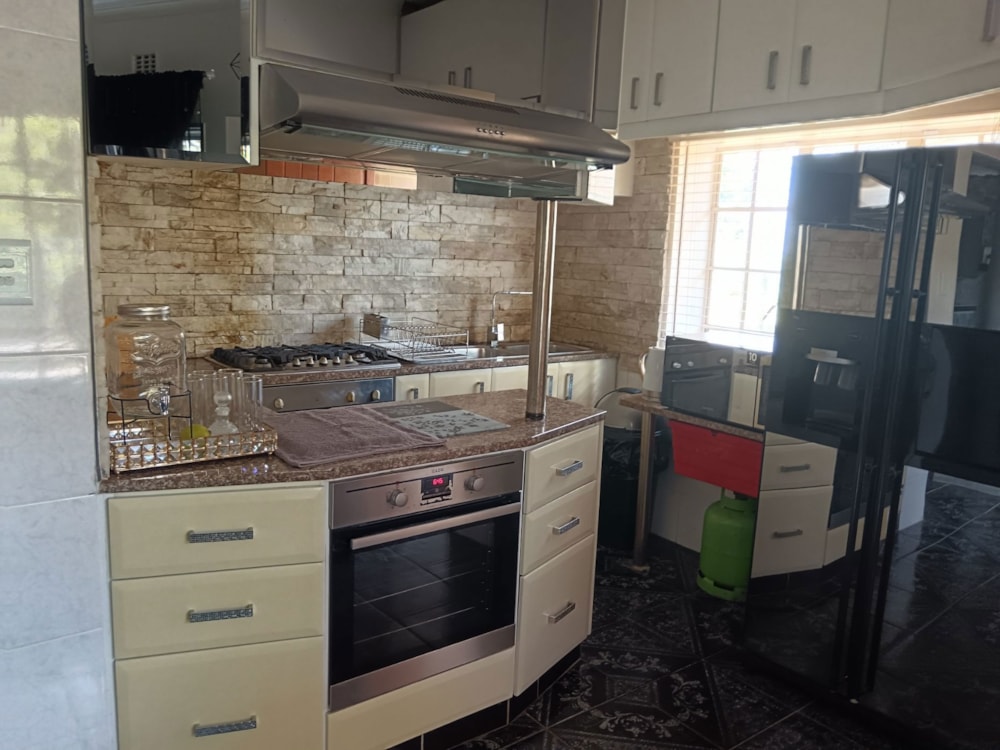 House for sale in Umzinto - 1si1693411 House for sale in Umzinto - 1si1693411