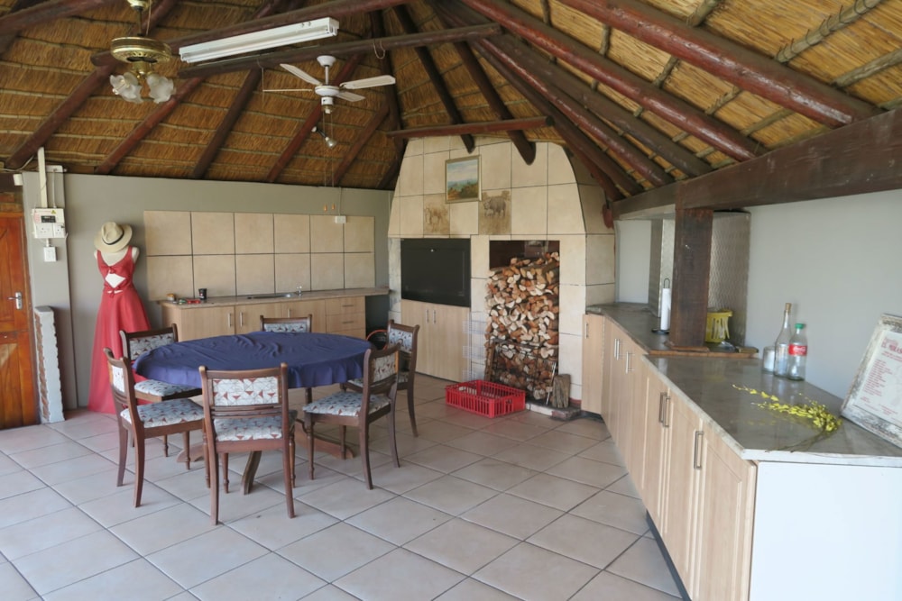 Double-storey house for sale in Wolseley - RV1693321