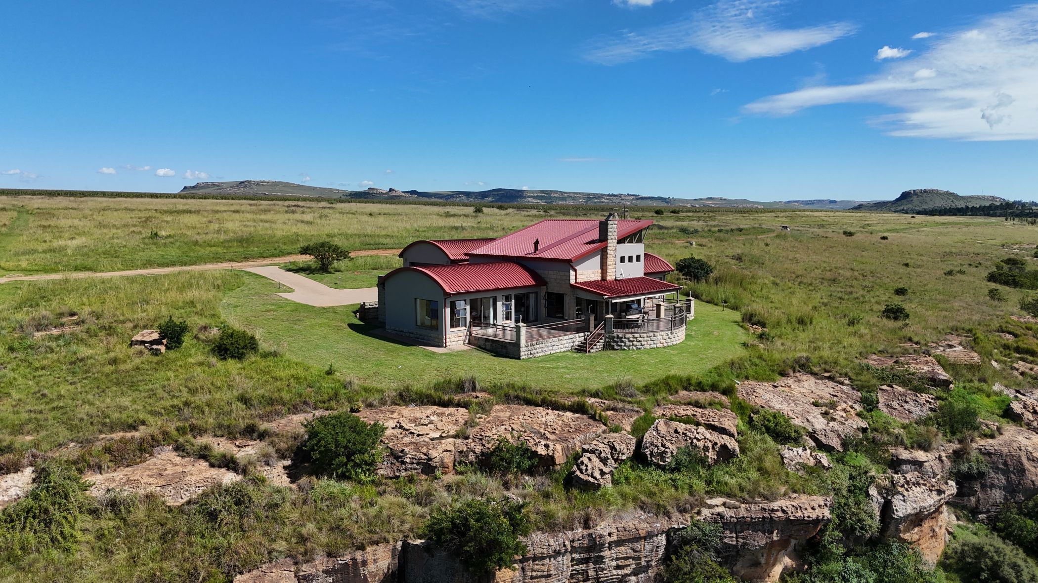 House for sale in Clarens - 1CS1693325