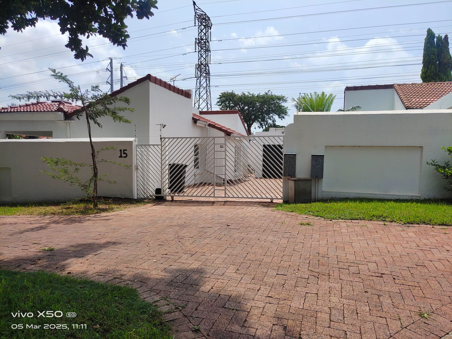 Cluster let in Sunninghill Gardens - FYL1693355