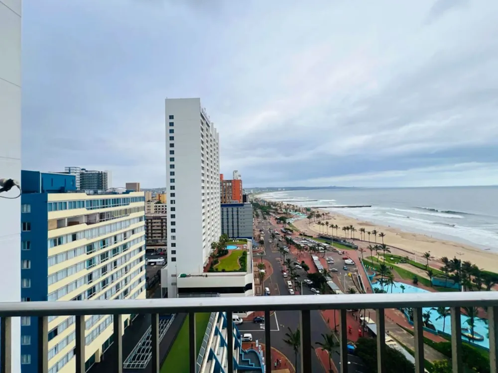 Apartment for sale in South Beach Durban - 1DA1693448 Apartment for sale in South Beach Durban - 1DA1693448
