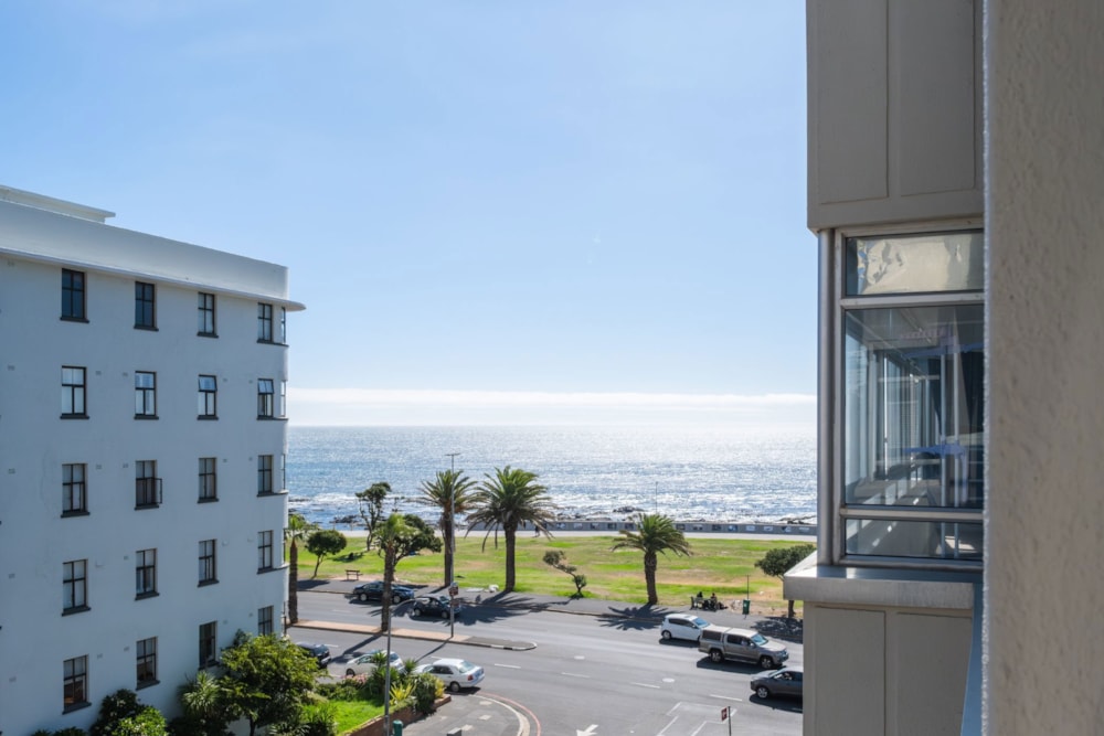 Apartment sold in Sea Point - AS1693444