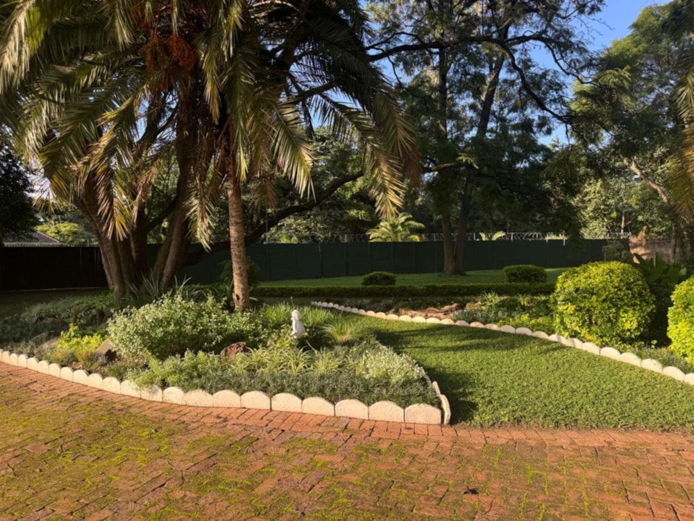 Double-storey house for sale in Marlborough, Zimbabwe - 3ZB1724036 Double-storey house for sale in Marlborough, Zimbabwe - 3ZB1724036