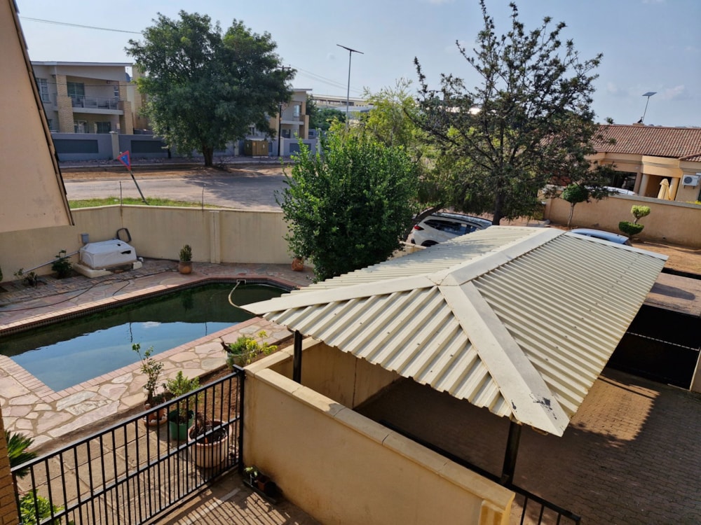 House to rent in Phakalane, Botswana - 3BO1693526