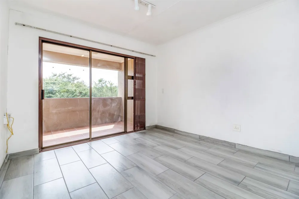 Apartment to rent in Ferndale, Randburg - JBL1693537