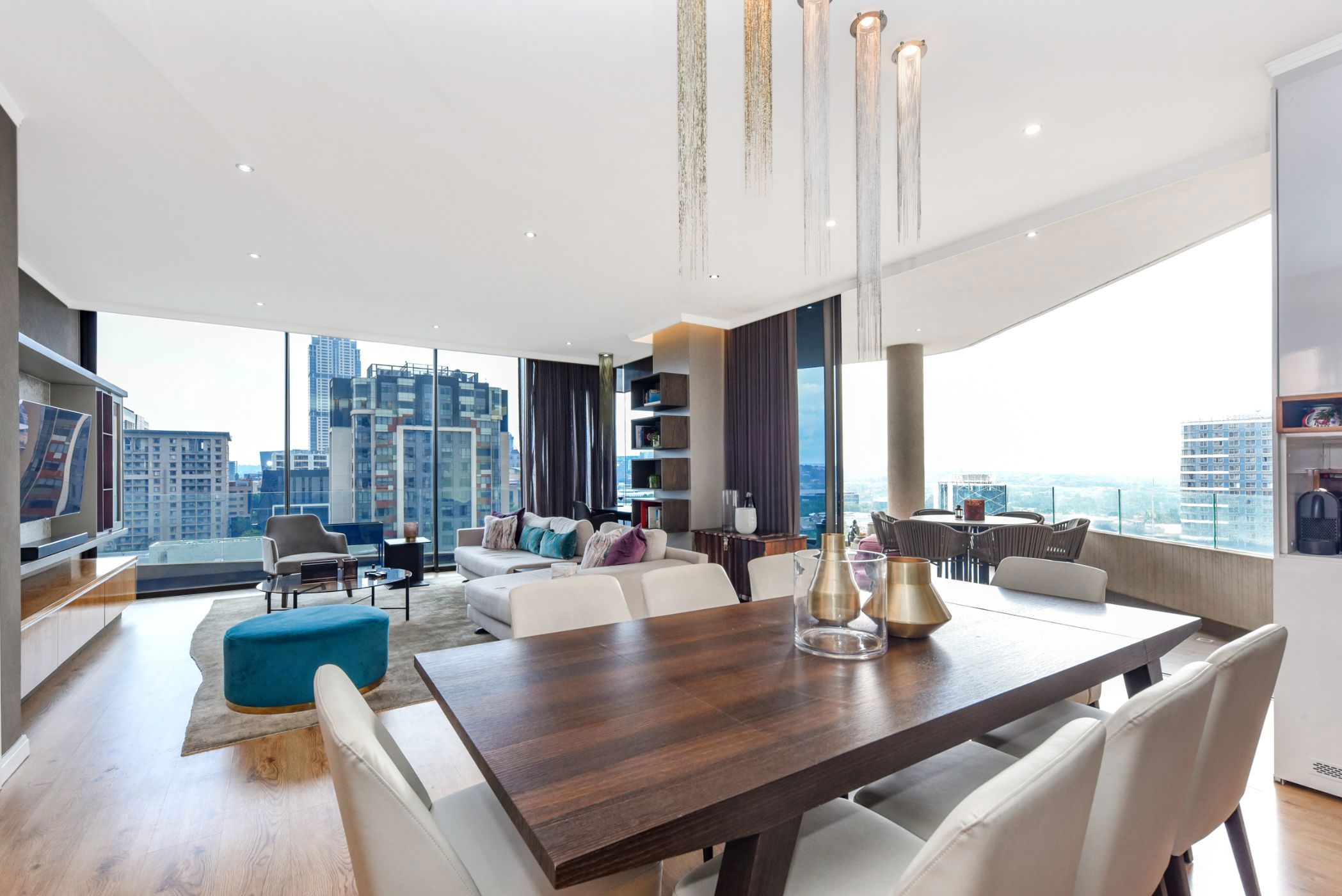 Apartment sold in Morningside, Sandton - HP1694432