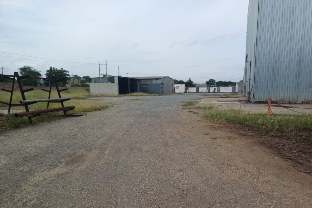 Commercial Building for sale in Tete, Tete, Mozambique - 3MQ1693761