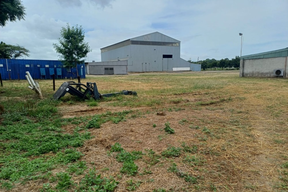 Commercial Building for sale in Tete, Tete, Mozambique - 3MQ1693761