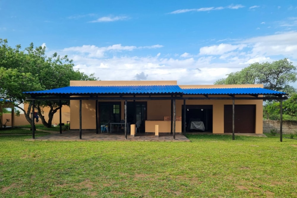 Beach bungalow for sale in Chidenguele, Gaza, Mozambique - 3MQ1694028