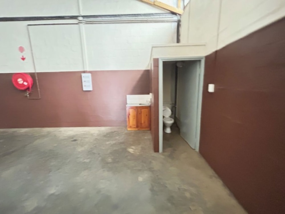 Commercial industrial property to rent in Empangeni - 1RY1694051