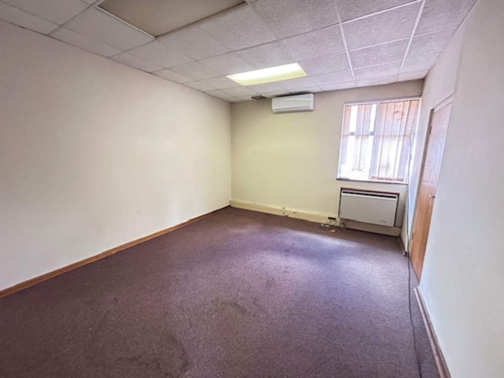 Commercial Building to rent in Empangeni - 1RY1694074 Commercial Building to rent in Empangeni - 1RY1694074