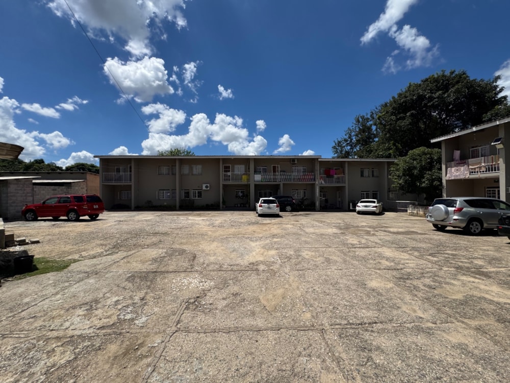 Security complex home for sale in Northmead, Zambia - 3ZA1694091