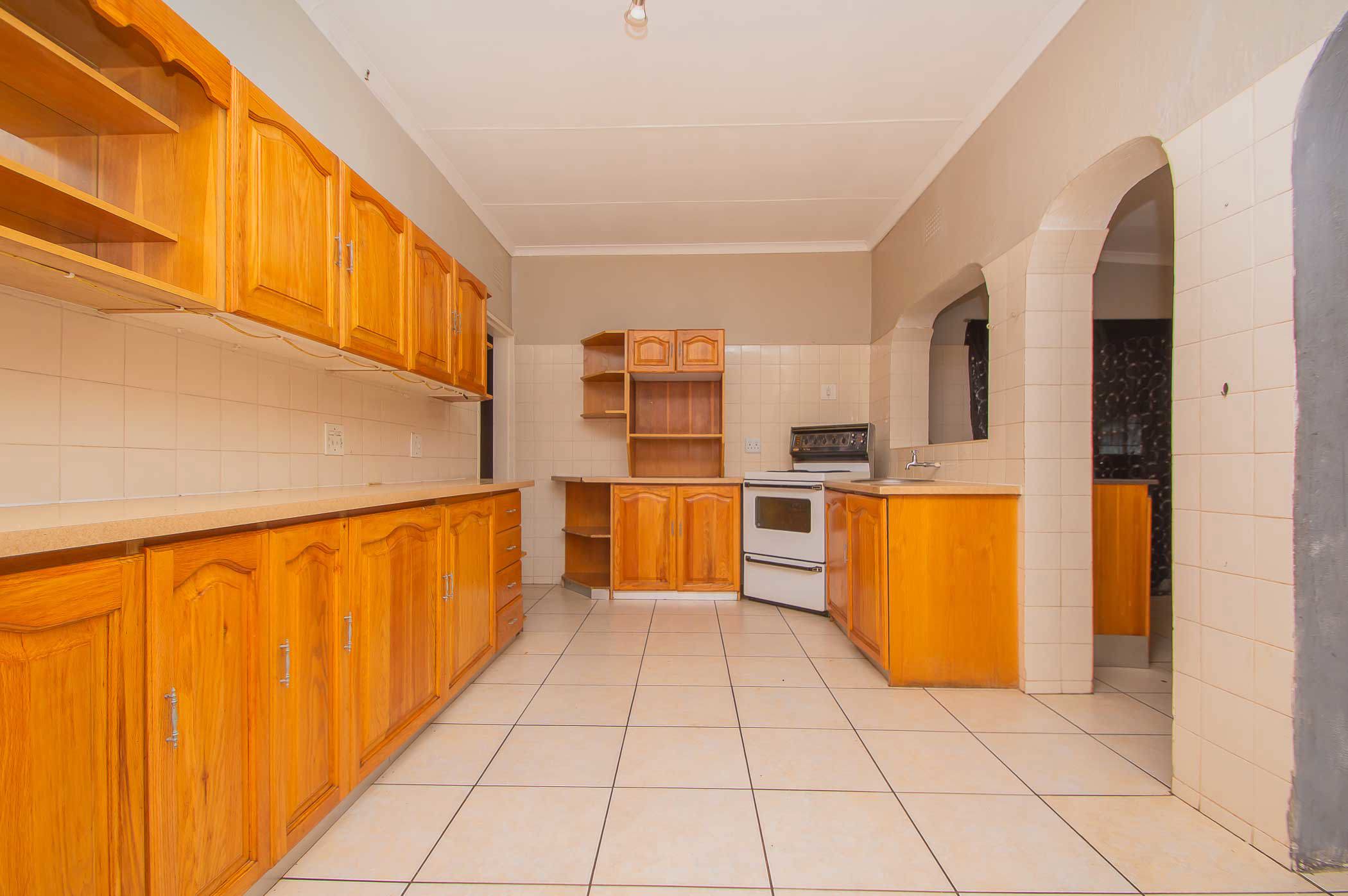 House for sale in Greenhills - 1KR1694664