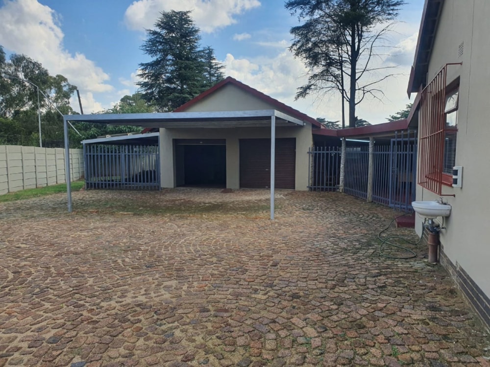 House let in Krugersrus - 1SP1694170 House let in Krugersrus - 1SP1694170