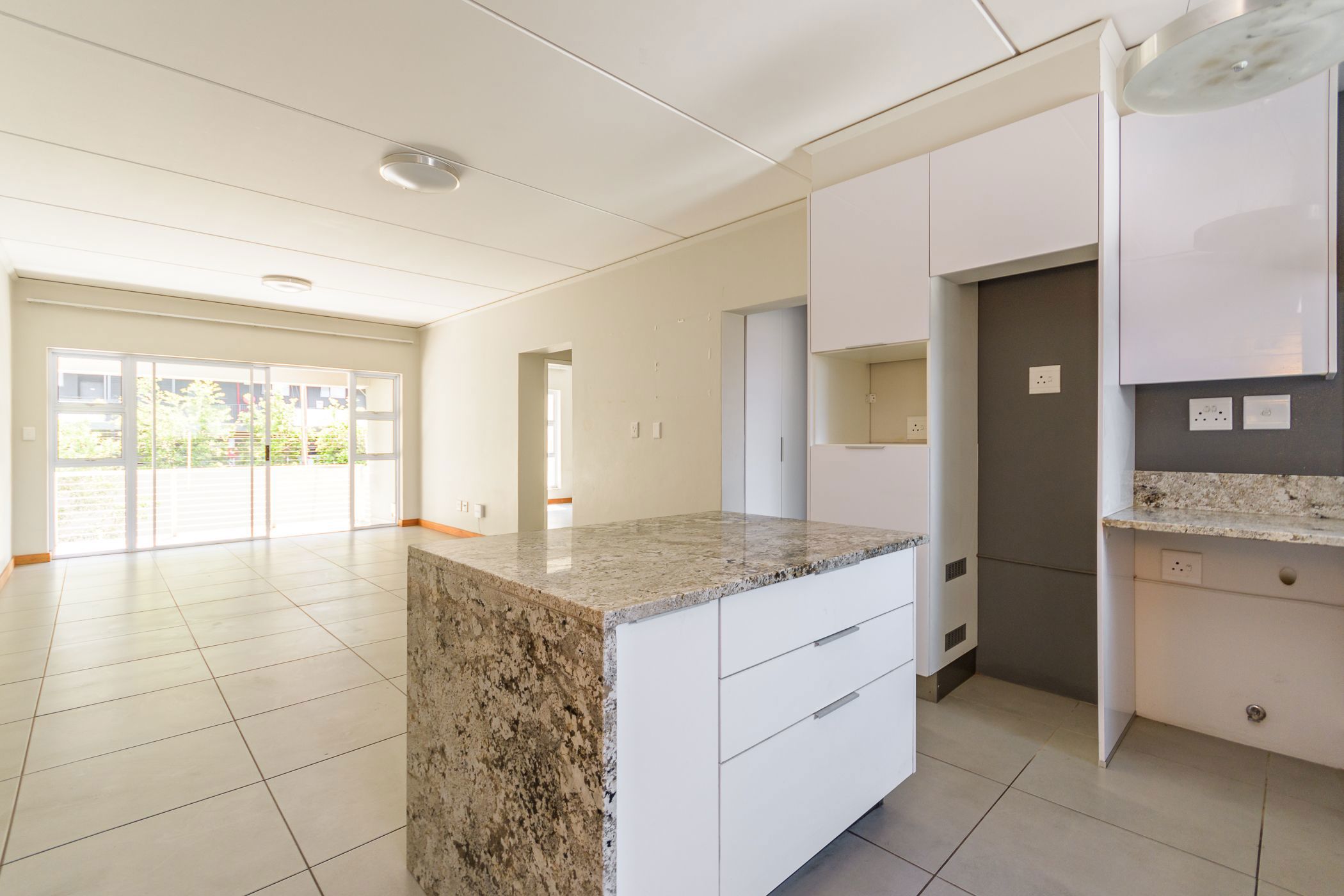 House let in Bryanston - JBL1694571