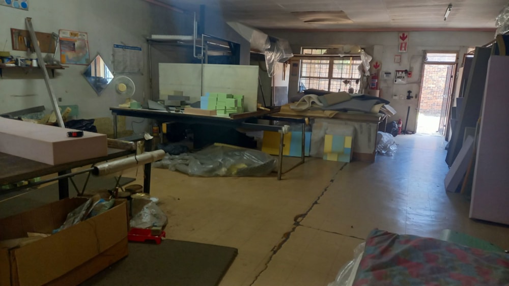 Commercial retail property to rent in Vereeniging Central - 1VT1694328 Commercial retail property to rent in Vereeniging Central - 1VT1694328