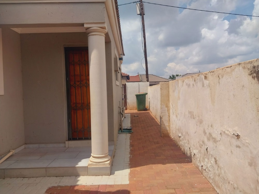 House for sale in Vosloorus - BOK1694238 House for sale in Vosloorus - BOK1694238