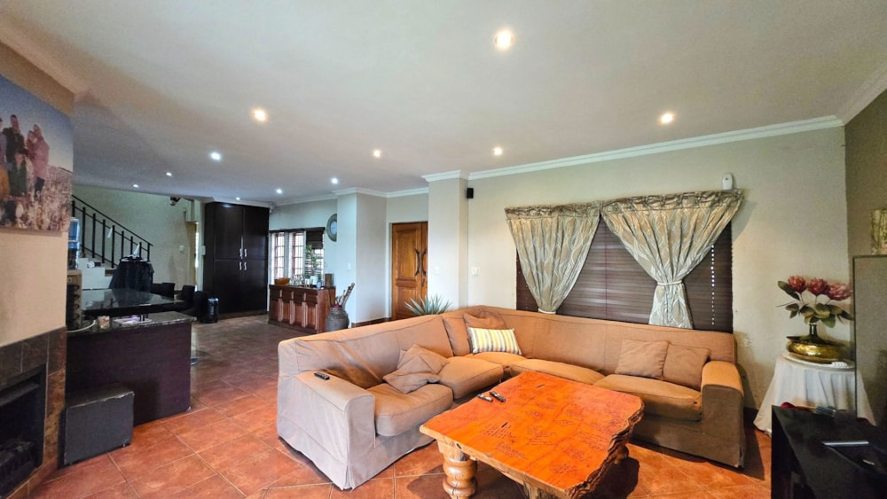 House for sale in Grootfontein - PT1694599