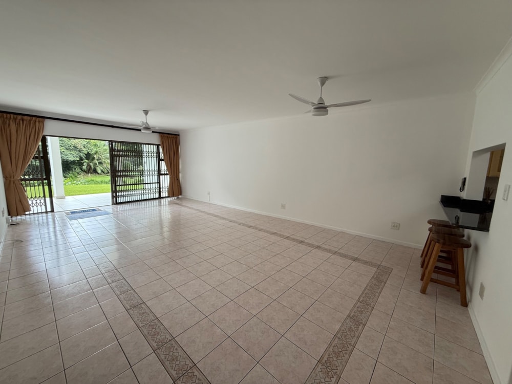 Apartment to rent in uMhlanga Rocks - 1ND1694399 Apartment to rent in uMhlanga Rocks - 1ND1694399