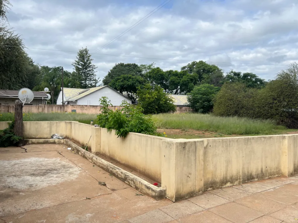 House for sale in Township Extension, Botswana - 3BO1694415 House for sale in Township Extension, Botswana - 3BO1694415