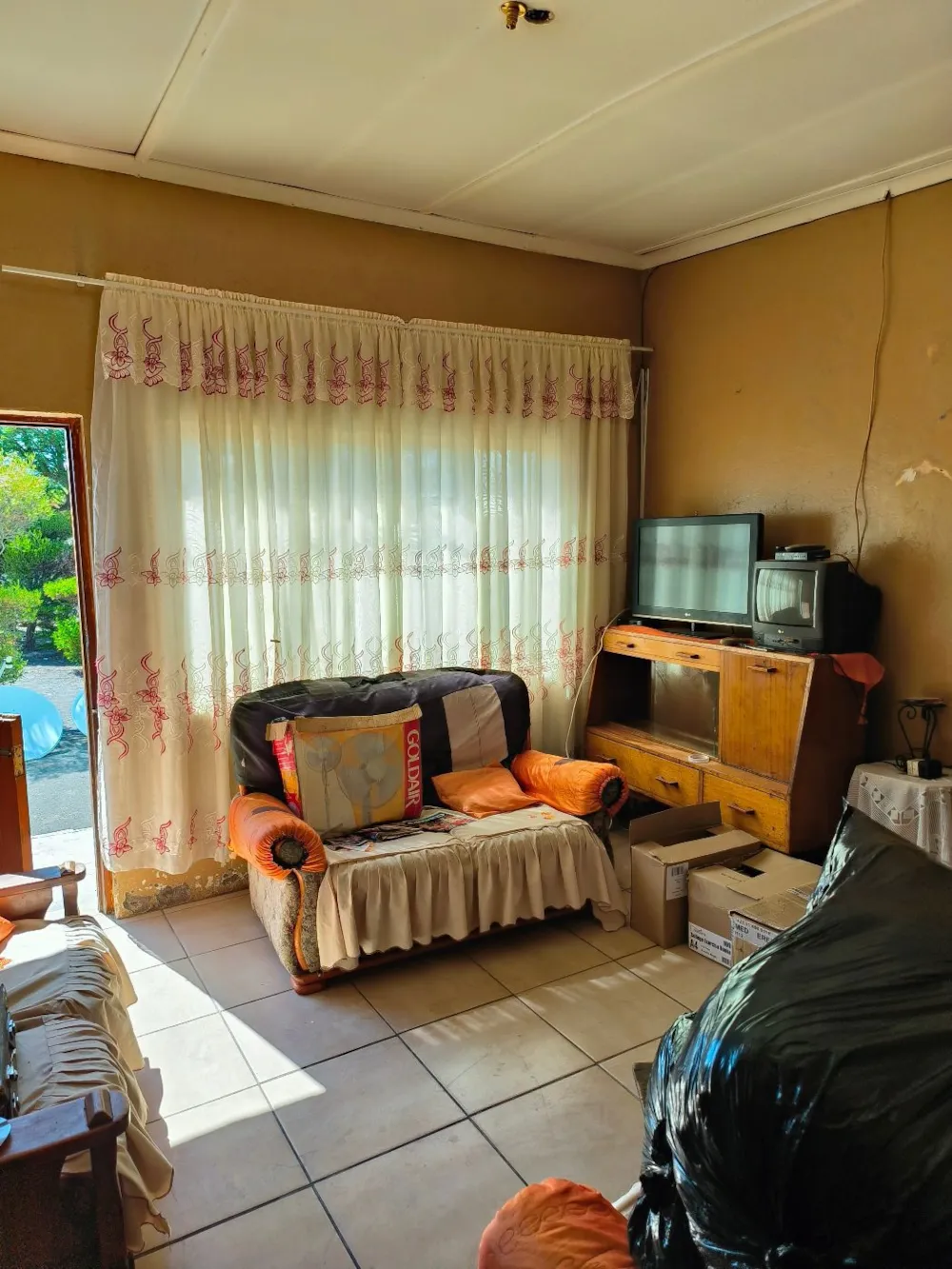 House sold in Beaufort West - 1KK1694414 House sold in Beaufort West - 1KK1694414