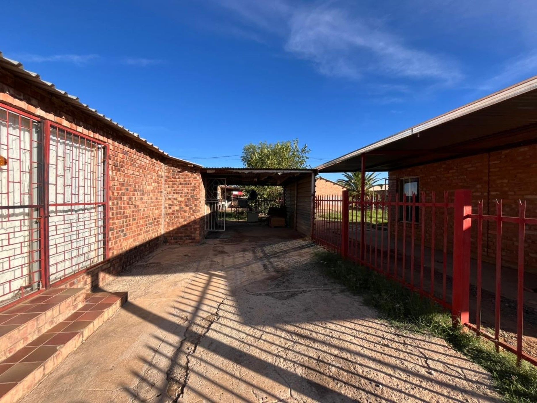 House for sale in Roodepan - 1KJ1694445