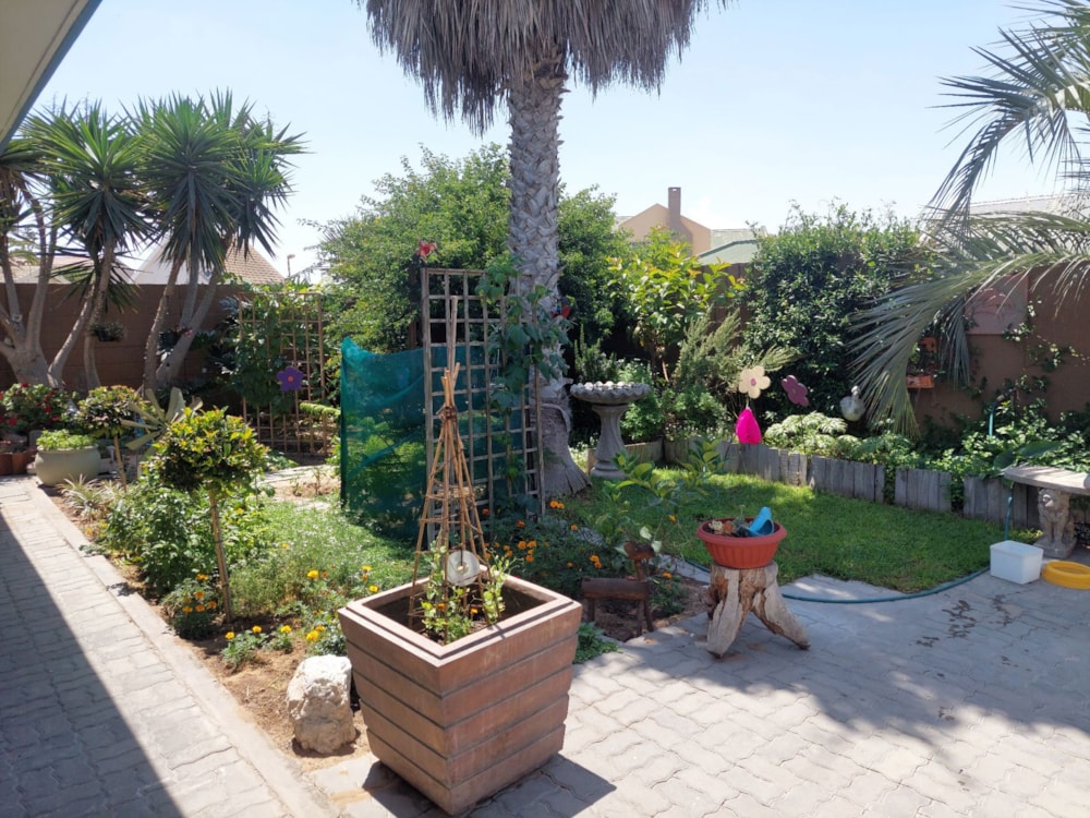 House for sale in Ocean View, Namibia - 3NM1694497