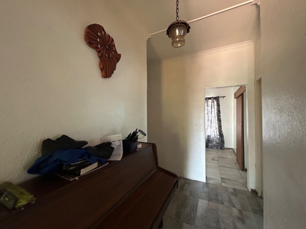 House for sale in Beaconsfield - 1KJ1694496 House for sale in Beaconsfield - 1KJ1694496