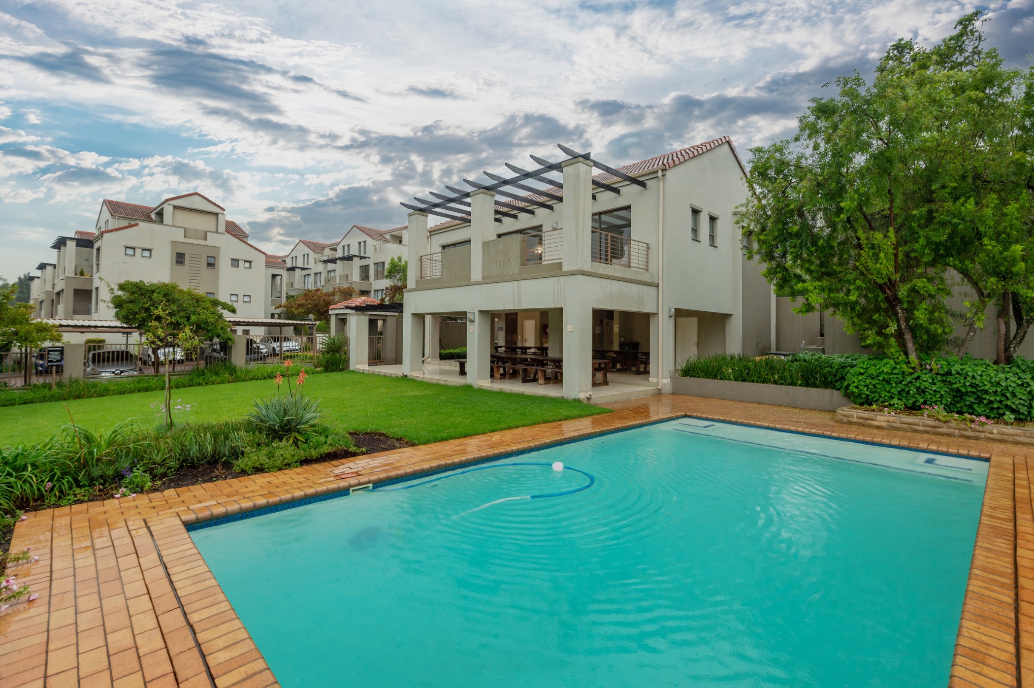 Apartment for sale in Bryanston - HP1694515