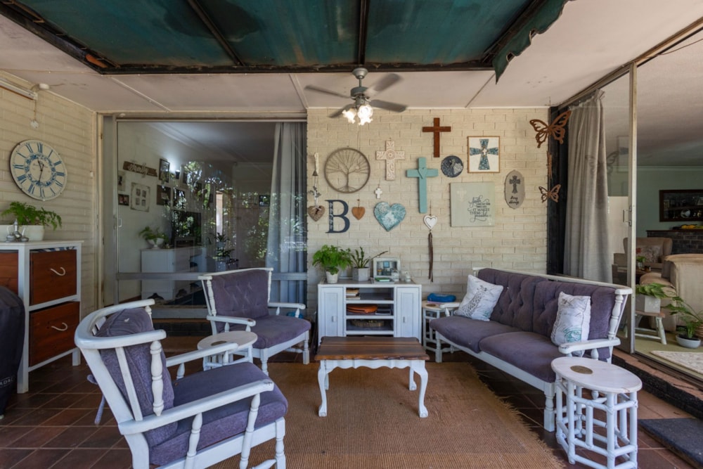 House sold in Bluffhill, Zimbabwe - 3ZB1694525